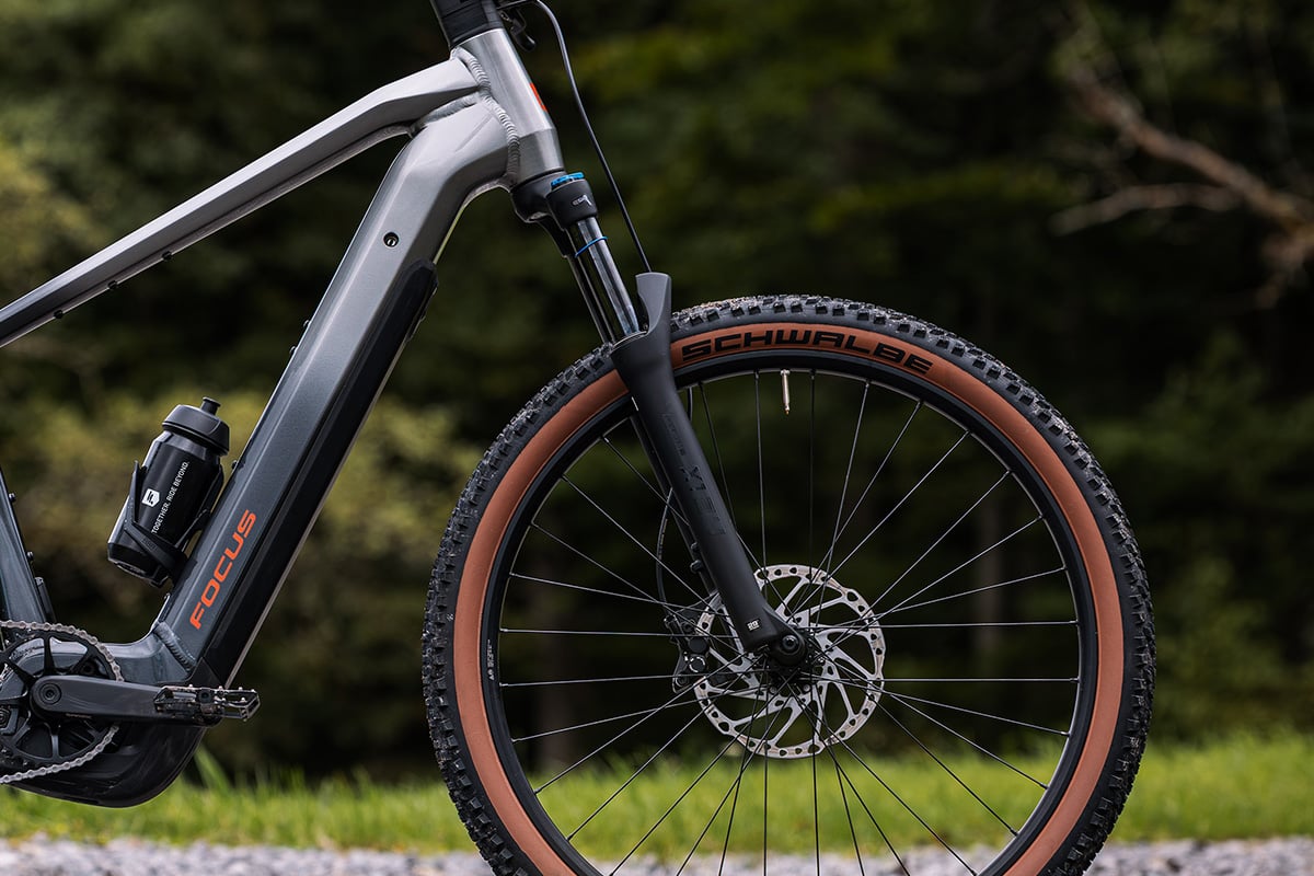 mountainbike black C100 PRO MTB Enclosed Cargo Carrier Color:world champion Nike Paris Saint Germain speed SRAM GX AXS