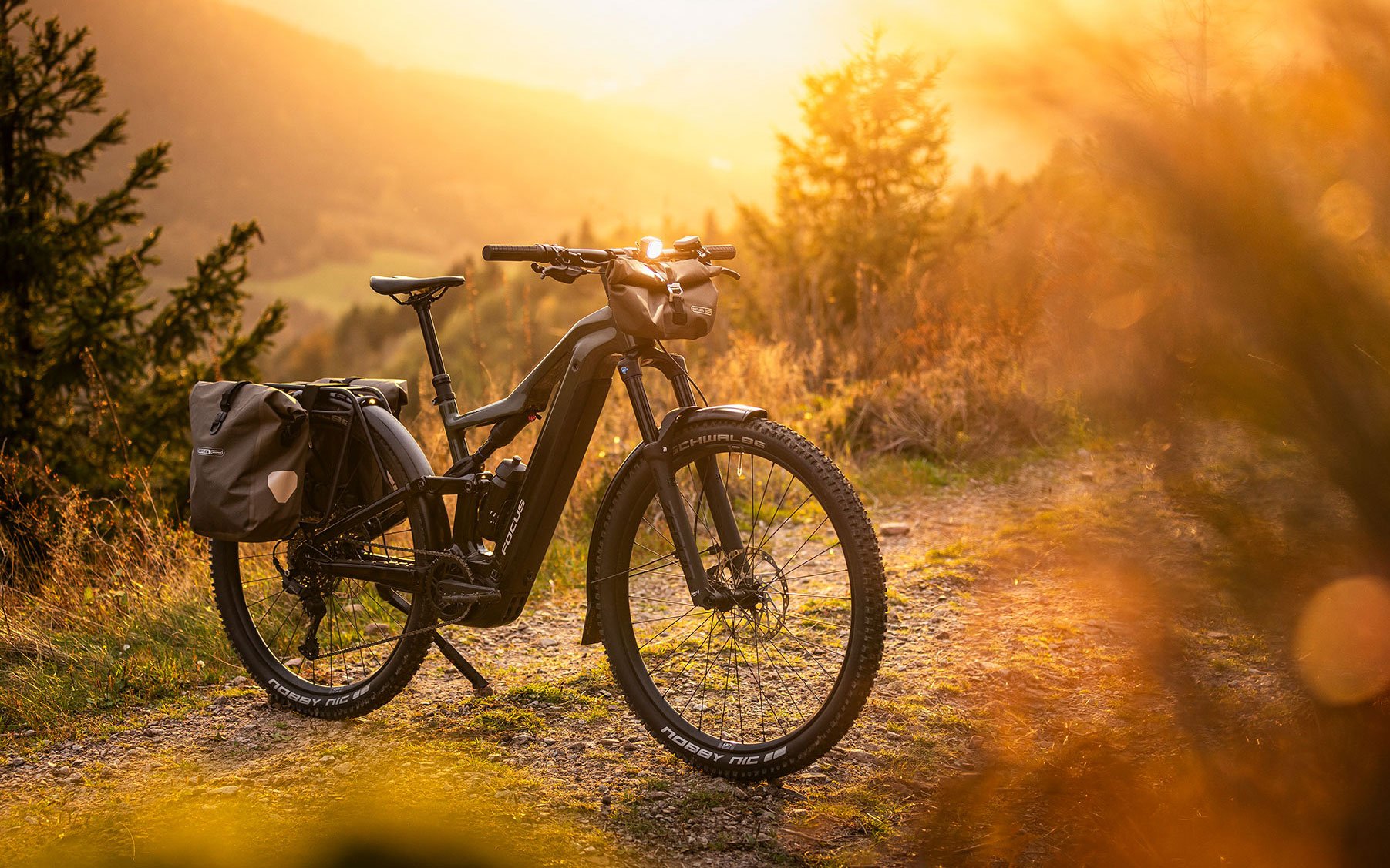 E-MTB for Endless Trail Tours: FOCUS THRON | FOCUS Bikes