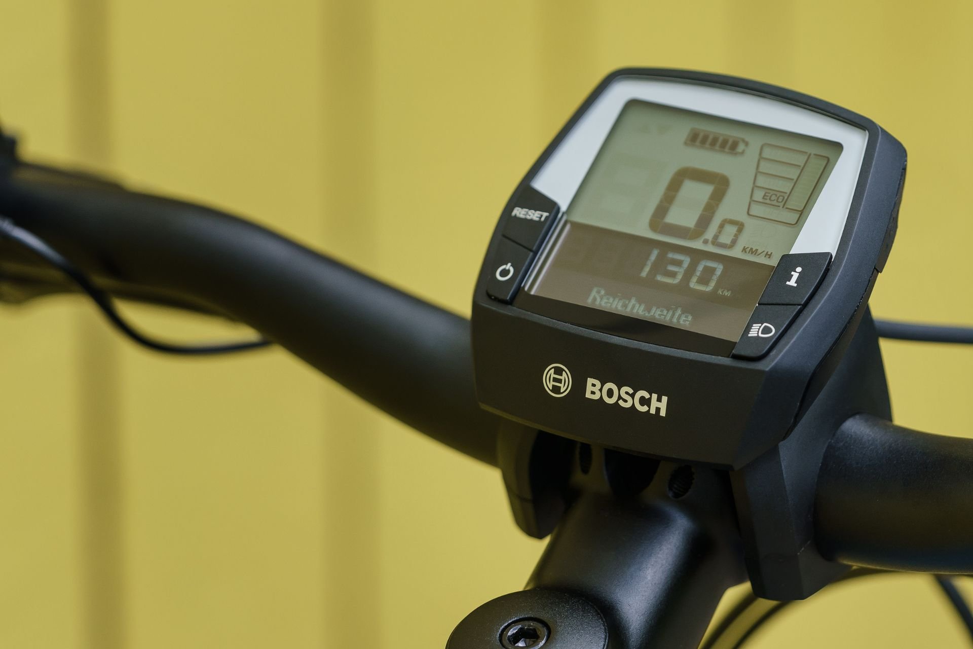 E-Bike Display Bosch Intuvia mit vielen Funktionen