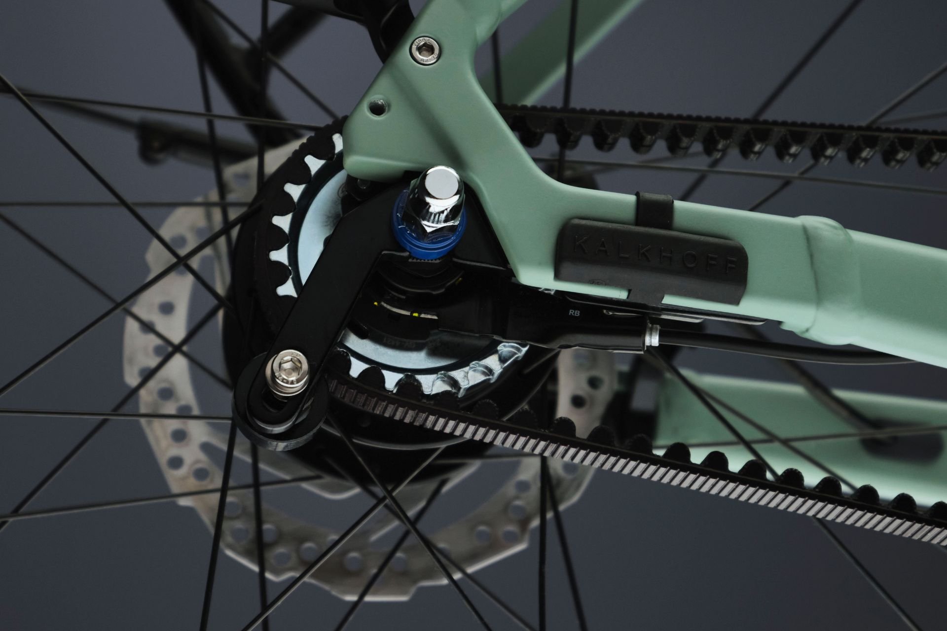 Nahaufnahme von dem hinteren Riemenantrieb des Kakhoff Light Model