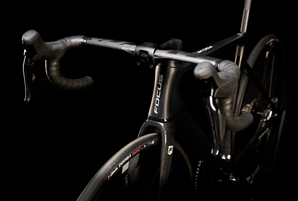From adventure to race: aero road bike, endurance road bike