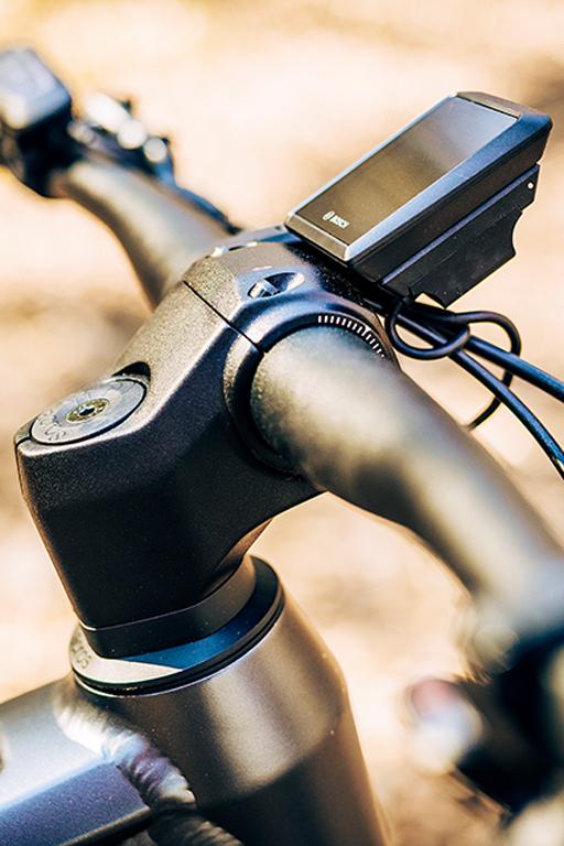 Das IZALCO MAX Rennrad im Detail: FOCUS Aero-Sattelstütze