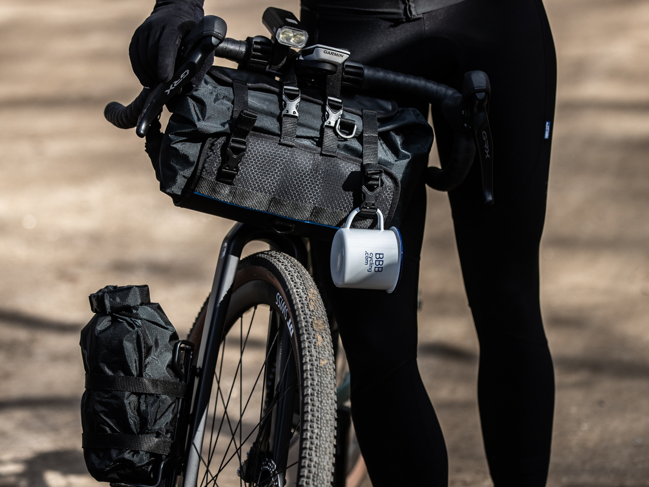 Voorbereiding Lieve dier Front Fellow Bikepacking tas | Makkelijk te bevestigen stuurtas - BBB  Cycling
