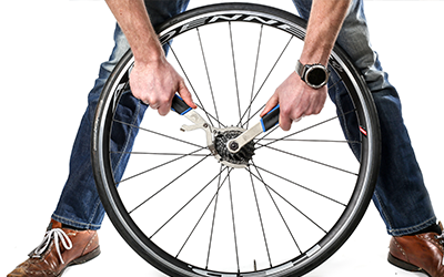 Relâchez l’écrou de serrage