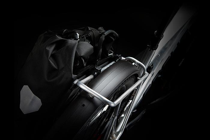 Bikepacking, commuting or trail tours with the brand-new FOCUS THRON². Bikepacking, commuting or trail tours – the e-MTB allrounder THRON² is versatile.