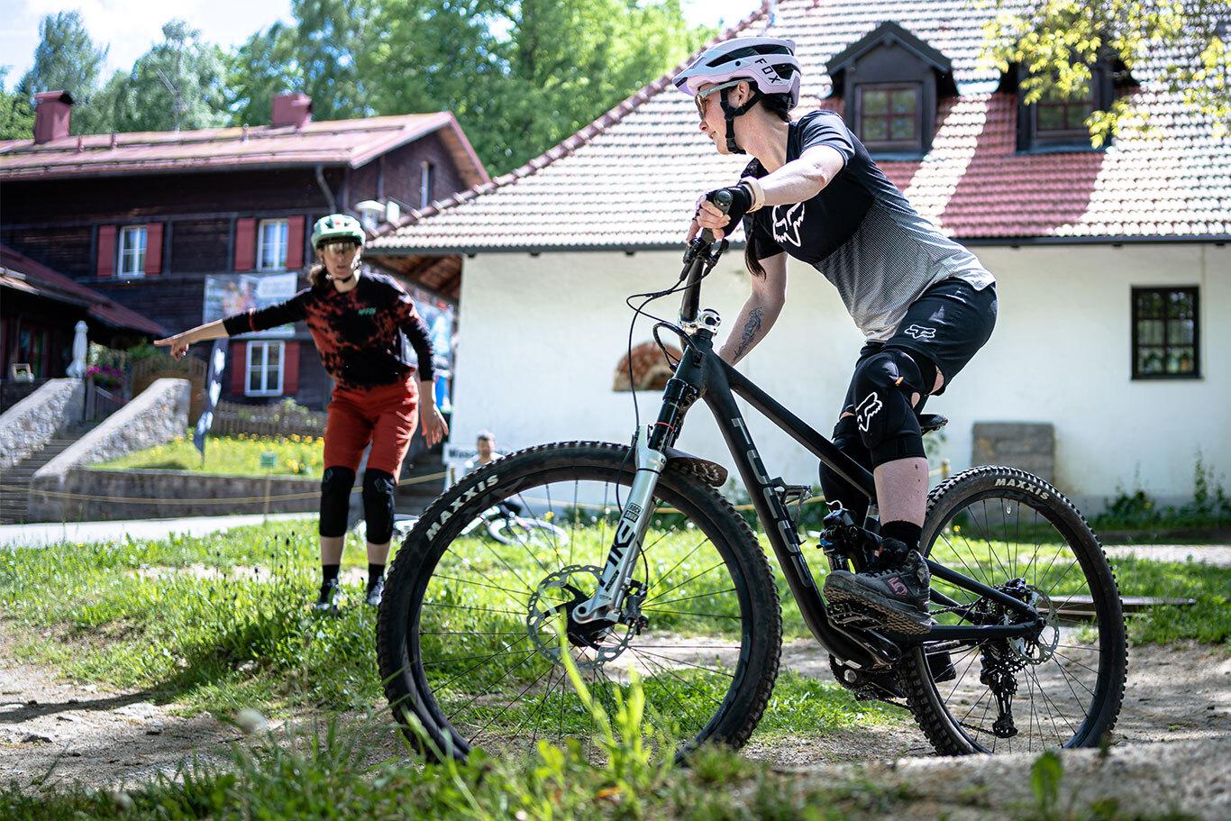 ANJA Kurve fahren