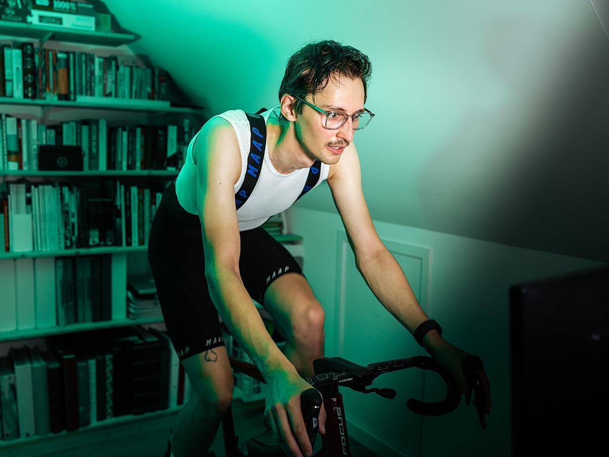 Zwift FOCUS Rides Colour of Pari
